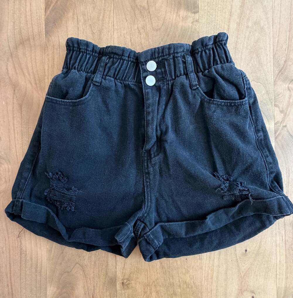 Aaron & Amber Black Distressed Paper Bag Denim Shorts Small